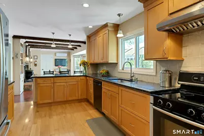 21 Dogwood Drive, Danbury, CT 06811 - Photo 9