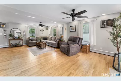 4 Nicholas Drive, East Haven, CT 06512 - Photo 9