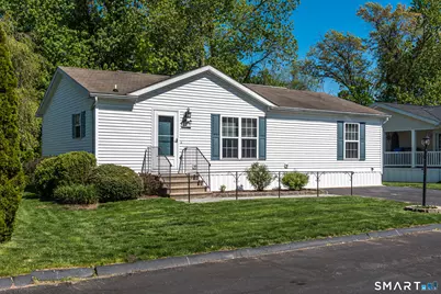 17 Laurel Circle, East Windsor, CT 06088 - Photo 3
