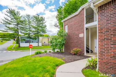 29 Carriage Crossing Lane #29, Middletown, CT 06457 - Photo 3