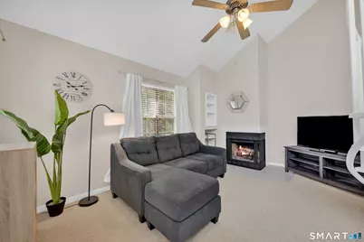 29 Carriage Crossing Lane #29, Middletown, CT 06457 - Photo 9