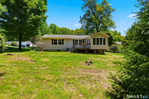 21 Hillcrest Dr, Montville, CT 06382 - Photo 5