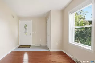 21 Hillcrest Dr, Montville, CT 06382 - Photo 7