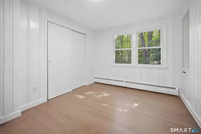 32 Hemlock Lane, East Hartford, CT 06118 - Photo 11