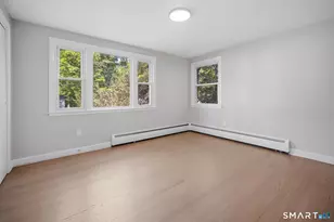 32 Hemlock Ln, East Hartford, CT 06118 - Photo 13