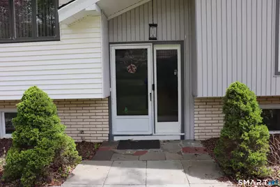 442 Surrey Lane #A, Fairfield, CT 06824 - Photo 3