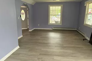 9 Loomis St, Winchester, CT 06098 - Photo 7