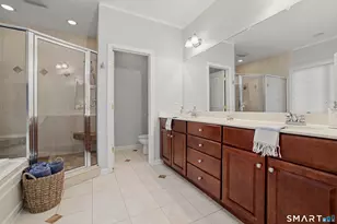 228 S Main St, Manchester, CT 06040 - Photo 23