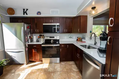 15 Pilgrim Harbor #A, Wallingford, CT 06492 - Photo 3