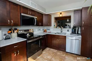 15 Pilgrim Harbor, Wallingford, CT 06492 - Photo 7