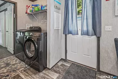 1402 Waterbury Road #4, Thomaston, CT 06787 - Photo 9