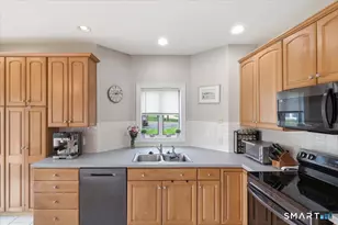 26 Giovanni Dr, Waterford, CT 06385 - Photo 11