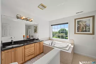 124 Damascus Rd, Branford, CT 06405 - Photo 23