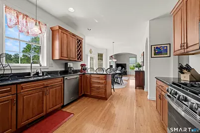 124 Damascus Road, Branford, CT 06405 - Photo 17