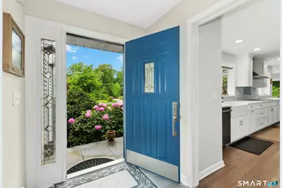 3 May Drive, Norwalk, CT 06850 - Photo 3