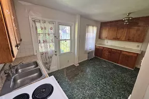 168 Bonner St, Hartford, CT 06106 - Photo 15