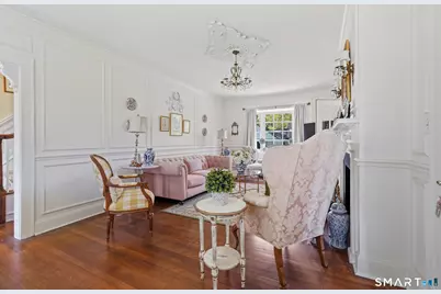 42 Newport Avenue, West Hartford, CT 06107 - Photo 5