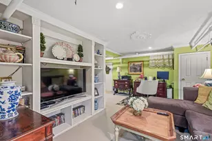 42 Newport Ave, West Hartford, CT 06107 - Photo 21