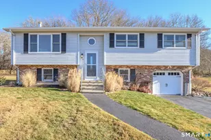 29 Deer Ridge Rd, Stonington, CT 06378 - Photo 1