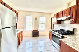 60 Westfield Ave, Bridgeport, CT 06606 - Photo 3