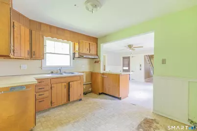 386 Parker Street, Manchester, CT 06042 - Photo 7