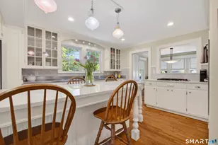 10 Prospect St, Groton, CT 06355 - Photo 9