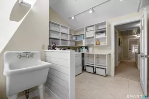 10 Prospect St, Groton, CT 06355 - Photo 35