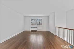 28 Hamilton Ct, Stamford, CT 06902 - Photo 3