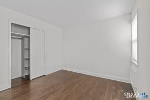 28 Hamilton Ct, Stamford, CT 06902 - Photo 11