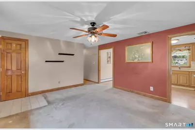 102 Wayne Lane, Meriden, CT 06450 - Photo 5