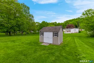 102 Wayne Ln, Meriden, CT 06450 - Photo 33