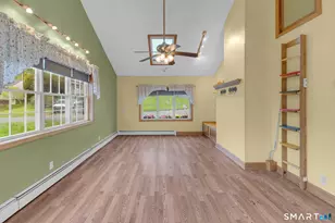102 Wayne Ln, Meriden, CT 06450 - Photo 29