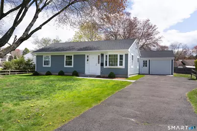 27 Snow Crystal Lane, Stamford, CT 06905 - Photo 3