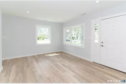 27 Snow Crystal Lane, Stamford, CT 06905 - Photo 7