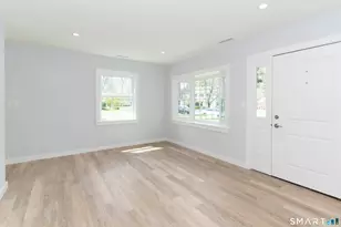 27 Snow Crystal Ln, Stamford, CT 06905 - Photo 7