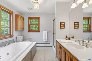 174 Huntingtown Rd, Newtown, CT 06470 - Photo 25