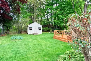 61 Terrace Ave, East Lyme, CT 06357 - Photo 25
