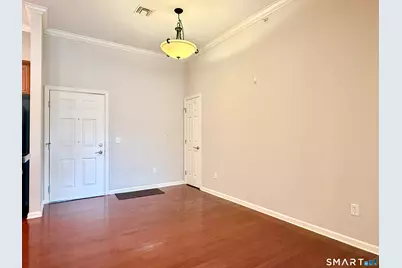 1 King Philip Drive #405, West Hartford, CT 06117 - Photo 7