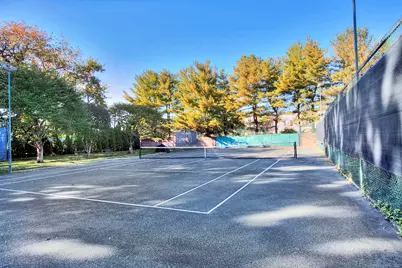 135 Regents Park #135, Westport, CT 06880 - Photo 5
