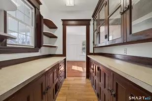 314 Ocean Ave, New London, CT 06320 - Photo 17