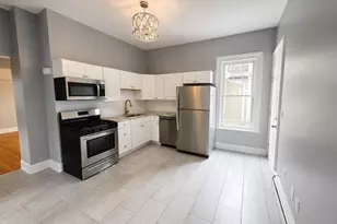 212 Norman St, Bridgeport, CT 06605 - Photo 9