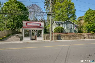 231 Poquonnock Rd, Groton, CT 06340 - Photo 1