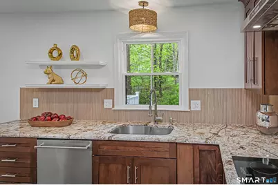 131 Fieldcrest Drive, Ridgefield, CT 06877 - Photo 9