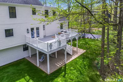 131 Fieldcrest Drive, Ridgefield, CT 06877 - Photo 3