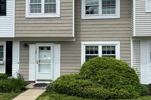 93 Park Ave, Danbury, CT 06810 - Photo 1
