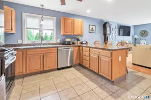 2 Gracie Ln, Ansonia, CT 06401 - Photo 9