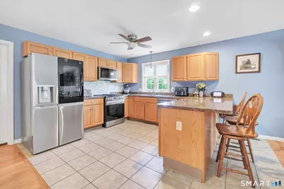2 Gracie Lane, Ansonia, CT 06401 - Photo 7