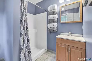 2 Gracie Ln, Ansonia, CT 06401 - Photo 19
