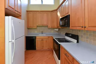 738 Heritage Village, Southbury, CT 06488 - Photo 7