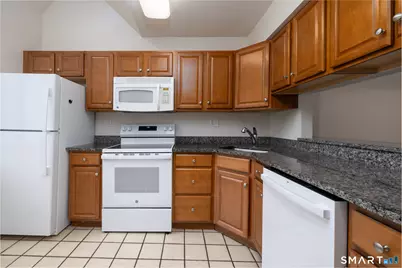 7 Lilac Lane #7, Farmington, CT 06032 - Photo 9